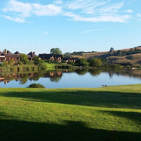 Kloofzicht Lodge & Spa Крюгерсдорп Екстер'єр фото The village of Sunstone