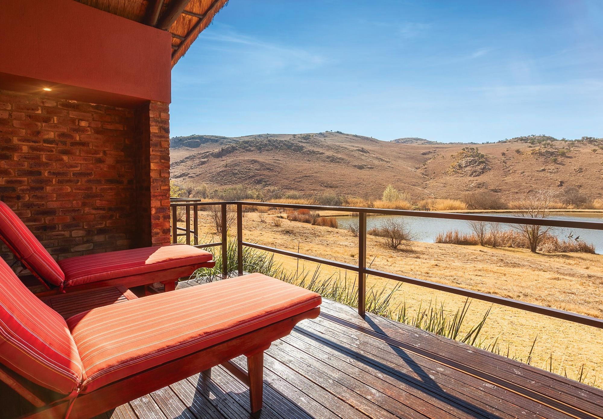 Kloofzicht Lodge & Spa Крюгерсдорп Екстер'єр фото View from the deck of a suite at the Tswalu Kalahari Reserve